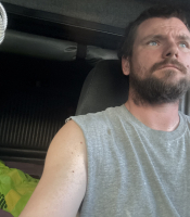 Broken arrow trucking Photo